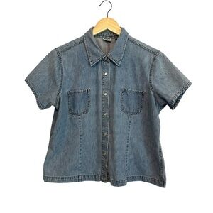 VINTAGE Lee Women's XL Denim Blue Pearl Snap Cropped Boxy Cowgirl Button Up Top